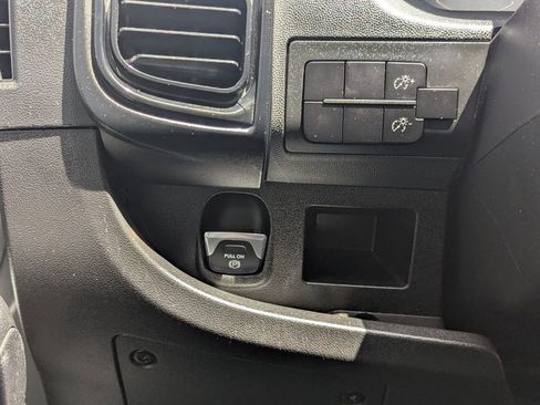 Used 2023 RAM ProMaster 2500 FWD image 14