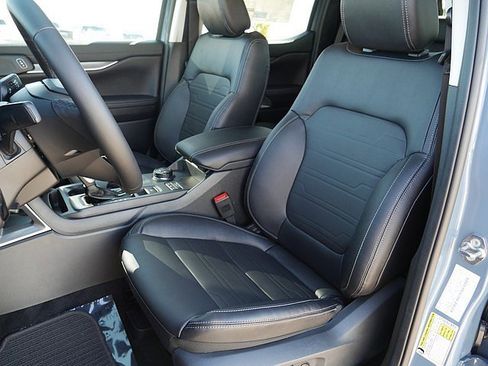 New 2025 Ford Ranger Lariat w/ FX4 Off-Road Package image 13