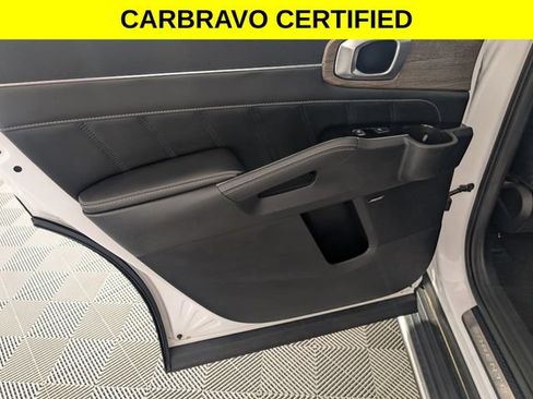 Used 2022 Kia Sorento SX Prestige AWD/4WD image 28