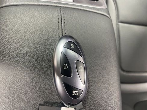 Used 2025 Hyundai Santa Cruz SEL FWD image 21