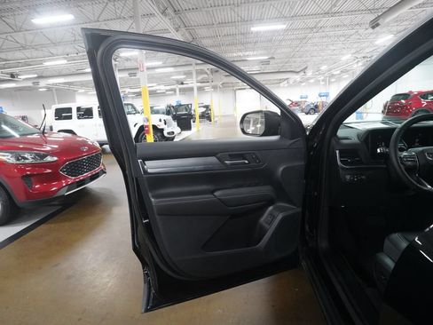 Used 2025 GMC Terrain Elevation w/ Elevation Premium Package AWD/4WD image 28