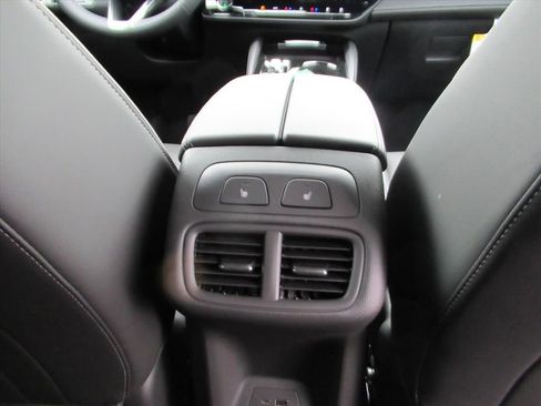 New 2026 Buick Envision Avenir image 33