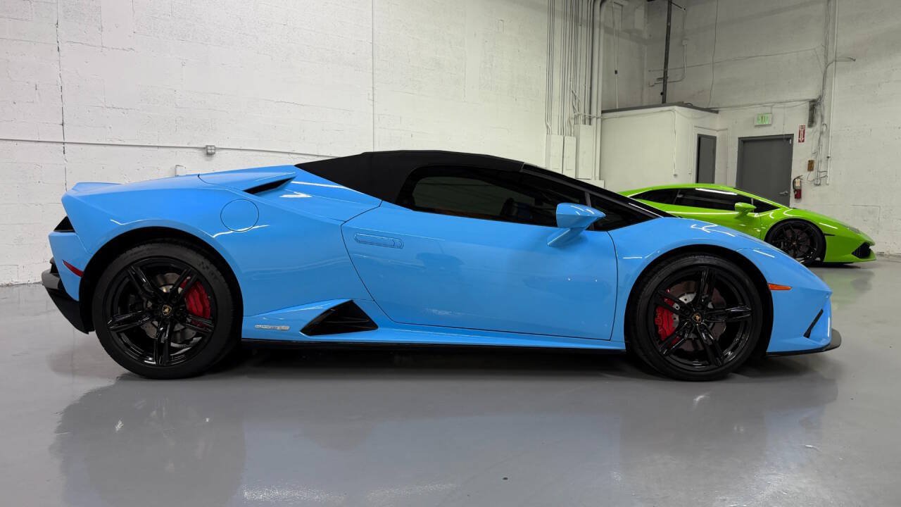 Used 2020 Lamborghini Huracan EVO RWD image 11