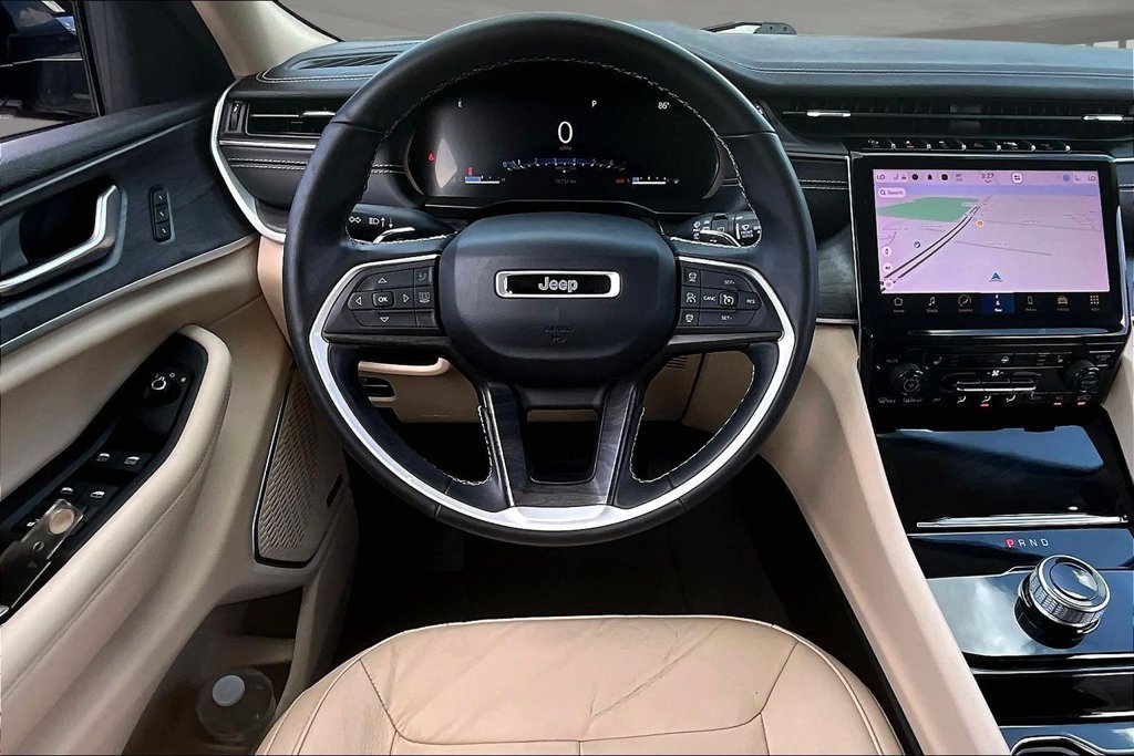 Used 2021 Jeep Grand Cherokee L Limited RWD image 8
