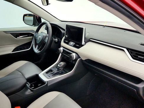Used 2023 Toyota RAV4 XLE Premium FWD image 25