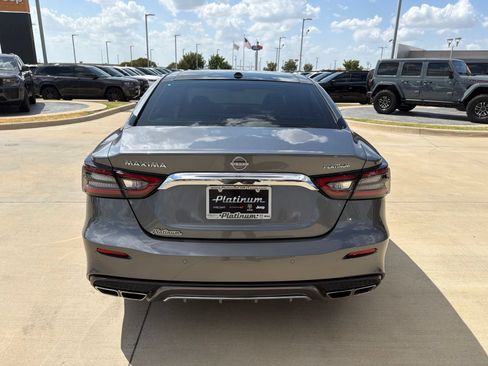 Used 2023 Nissan Maxima Platinum w/ Sport Mat Group FWD image 4