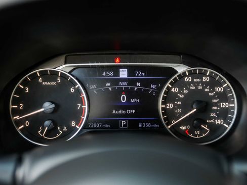 Used 2022 Nissan Altima 2.5 Platinum image 27