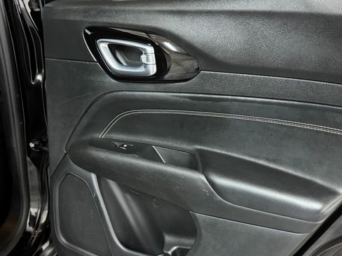 Used 2023 Jeep Compass Altitude image 34