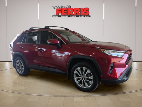 Used 2021 Toyota RAV4 XLE Premium AWD/4WD image 3