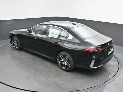 New 2026 BMW 530i w/ Premium Package image 36