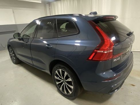 Used 2025 Volvo XC60 B5 Plus image 2