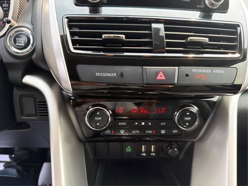 Used 2025 Mitsubishi Eclipse Cross SE AWD/4WD image 27