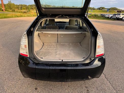 Used 2011 Toyota Prius Two FWD image 15
