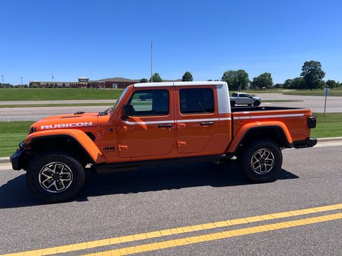 New 2026 Jeep Gladiator Rubicon AWD/4WD image 9