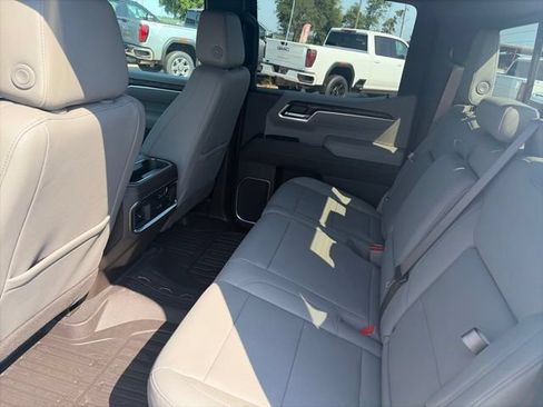 New 2026 GMC Sierra 1500 SLT w/ SLT Premium Plus Package AWD/4WD image 11