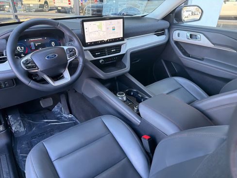 New 2026 Ford Explorer Active w/ Active Comfort Package image 19