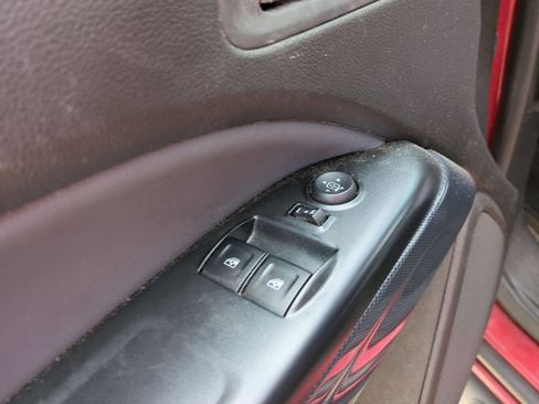 Used 2016 Chevrolet Colorado Z71 image 12