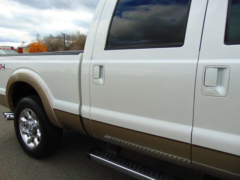 Used 2011 Ford F250 Lariat w/ Lariat Ultimate Pkg image 42