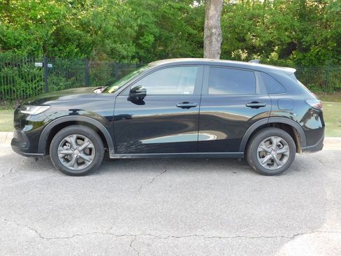 Used 2026 Honda HR-V LX image 2