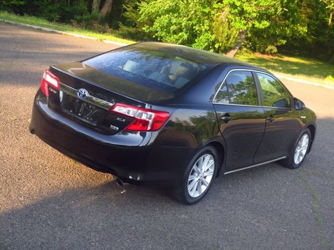 Used 2012 Toyota Camry XLE w/ Convenience Pkg FWD image 21