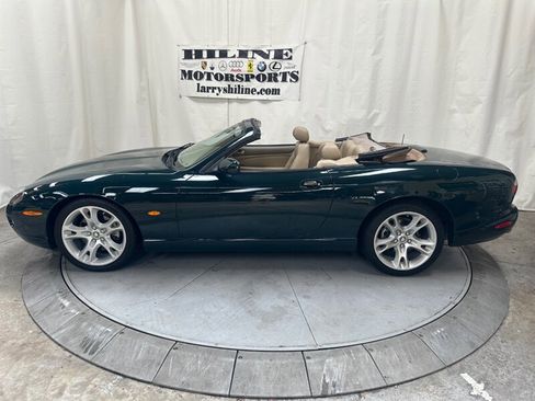 Used 2005 Jaguar XK8 Convertible image 1