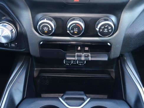 Used 2020 RAM 1500 Rebel image 27