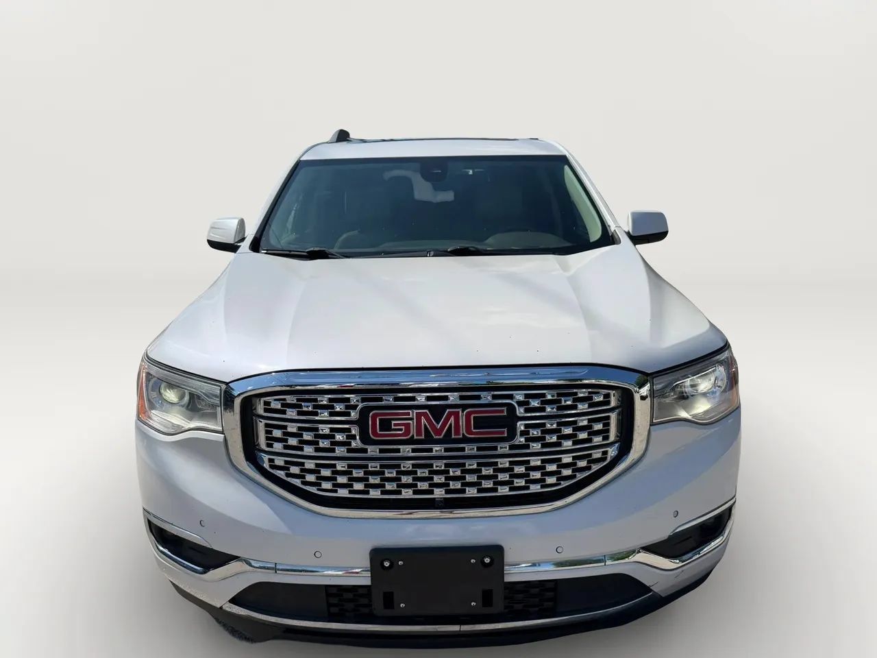 Used 2017 GMC Acadia Denali w/ Technology Package AWD/4WD image 8