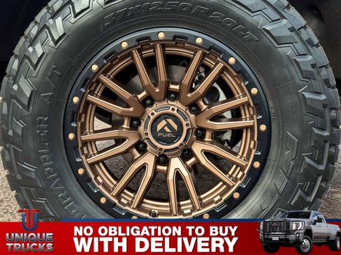 Used 2025 GMC Sierra 3500 AT4 w/ AT4 Premium Plus Package image 12