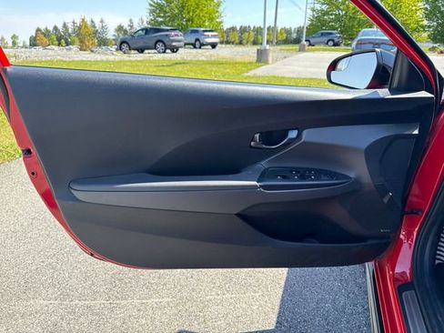 Used 2019 Hyundai Veloster N N FWD image 25