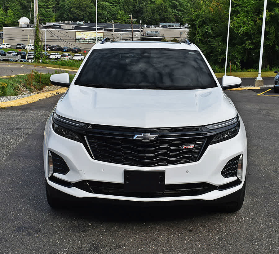 Used 2024 Chevrolet Equinox RS w/ RS Leather Package AWD/4WD image 5