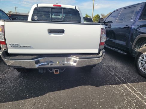 Used 2014 Toyota Tacoma 4x4 Double Cab image 6