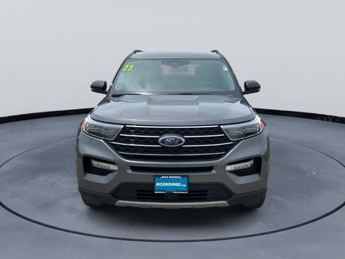 Used 2023 Ford Explorer XLT w/ Equipment Group 202A AWD/4WD image 3