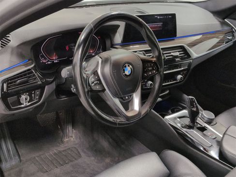 Used 2020 BMW 530i xDrive w/ Convenience Package image 10