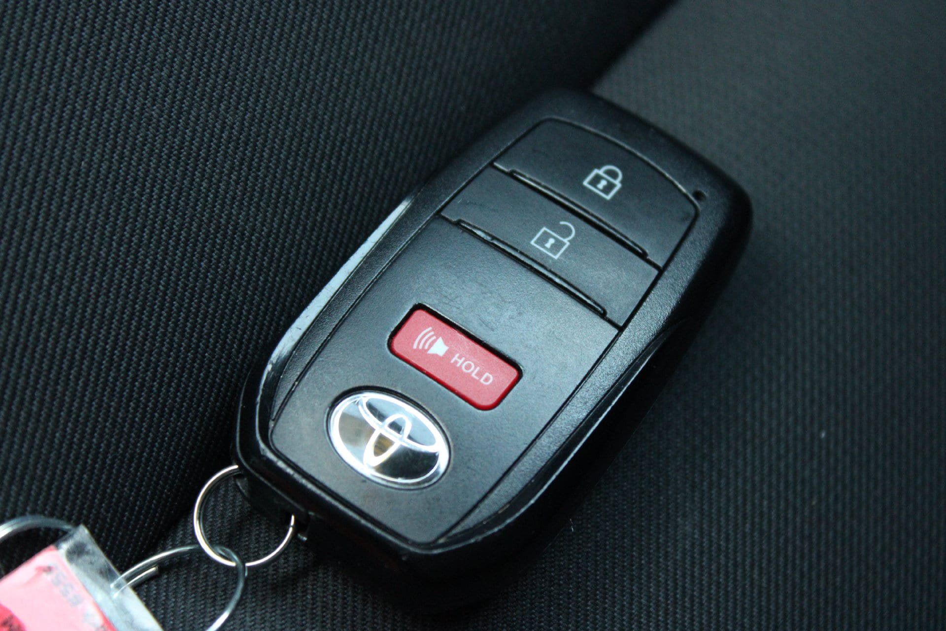 Used 2025 Toyota Tacoma SR5 AWD/4WD image 45