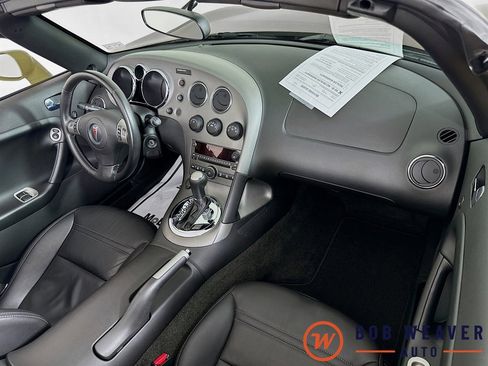 Used 2007 Pontiac Solstice Convertible w/ Premium Package image 32