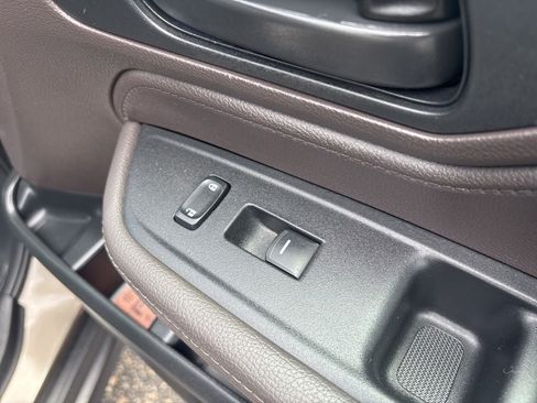 Used 2018 Honda Odyssey EX-L image 38
