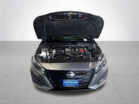 Used 2023 Nissan Altima 2.5 SV FWD image 21
