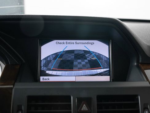 Used 2010 Mercedes-Benz GLK 350 2WD image 36