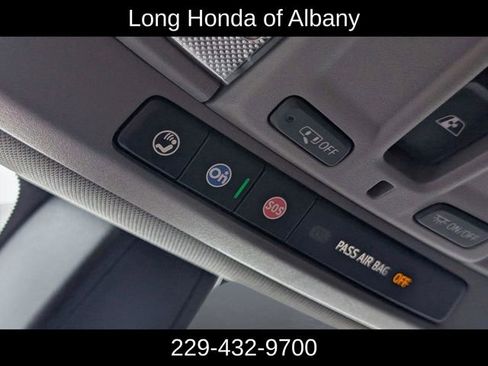 Used 2021 Chevrolet Silverado 1500 LT Trail Boss w/ Convenience Package II AWD/4WD image 28