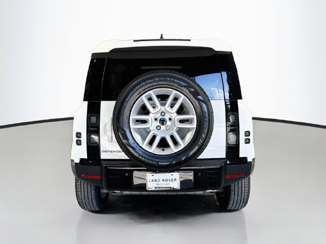 New 2026 Land Rover Defender 110 S AWD/4WD image 5