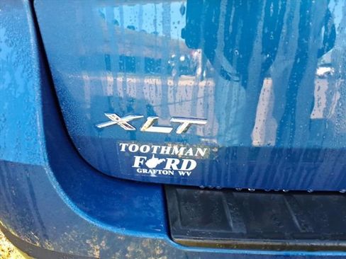 Used 2023 Ford Explorer XLT AWD/4WD image 8