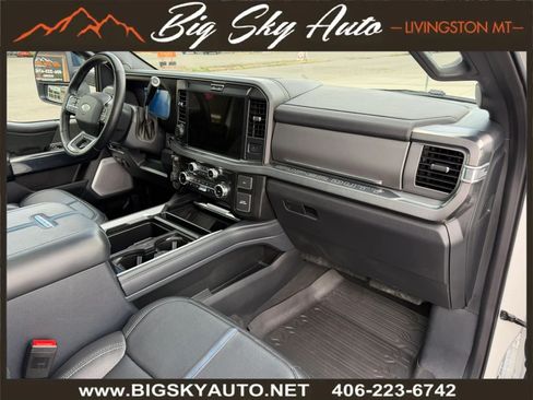 Used 2025 Ford F350 Platinum AWD/4WD image 16