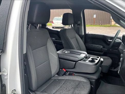 Used 2025 Chevrolet Silverado 1500 Custom AWD/4WD image 29