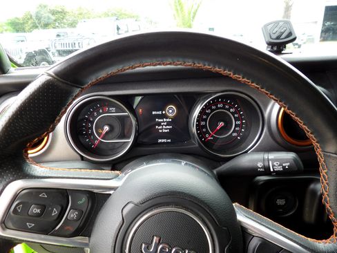 Used 2021 Jeep Gladiator Mojave image 17