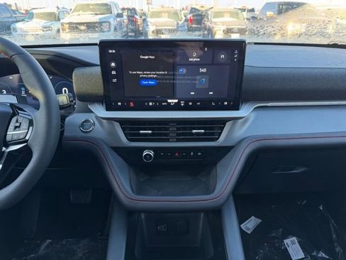 New 2026 Ford Explorer ST-Line w/ ST-Line Street Pack image 2