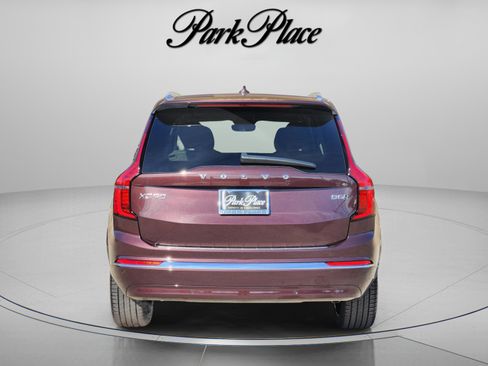 New 2026 Volvo XC90 B5 Ultra w/ Protection Package Premier AWD/4WD image 4