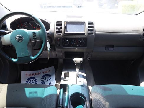 Used 2009 Nissan Frontier SE w/ Power Pkg RWD image 18