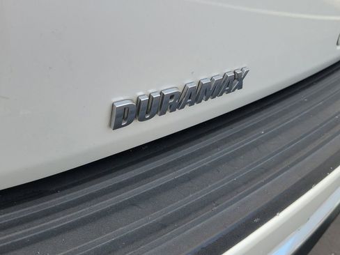 Used 2021 Chevrolet Suburban High Country image 8