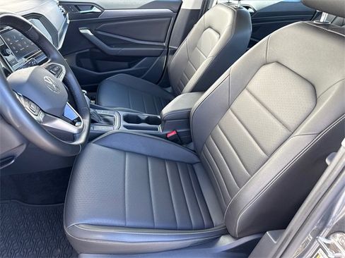 Certified 2023 Volkswagen Jetta SE image 26
