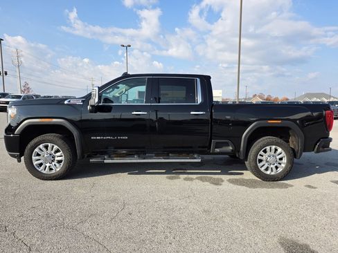 Used 2023 GMC Sierra 2500 Denali w/ Denali Ultimate Package image 4